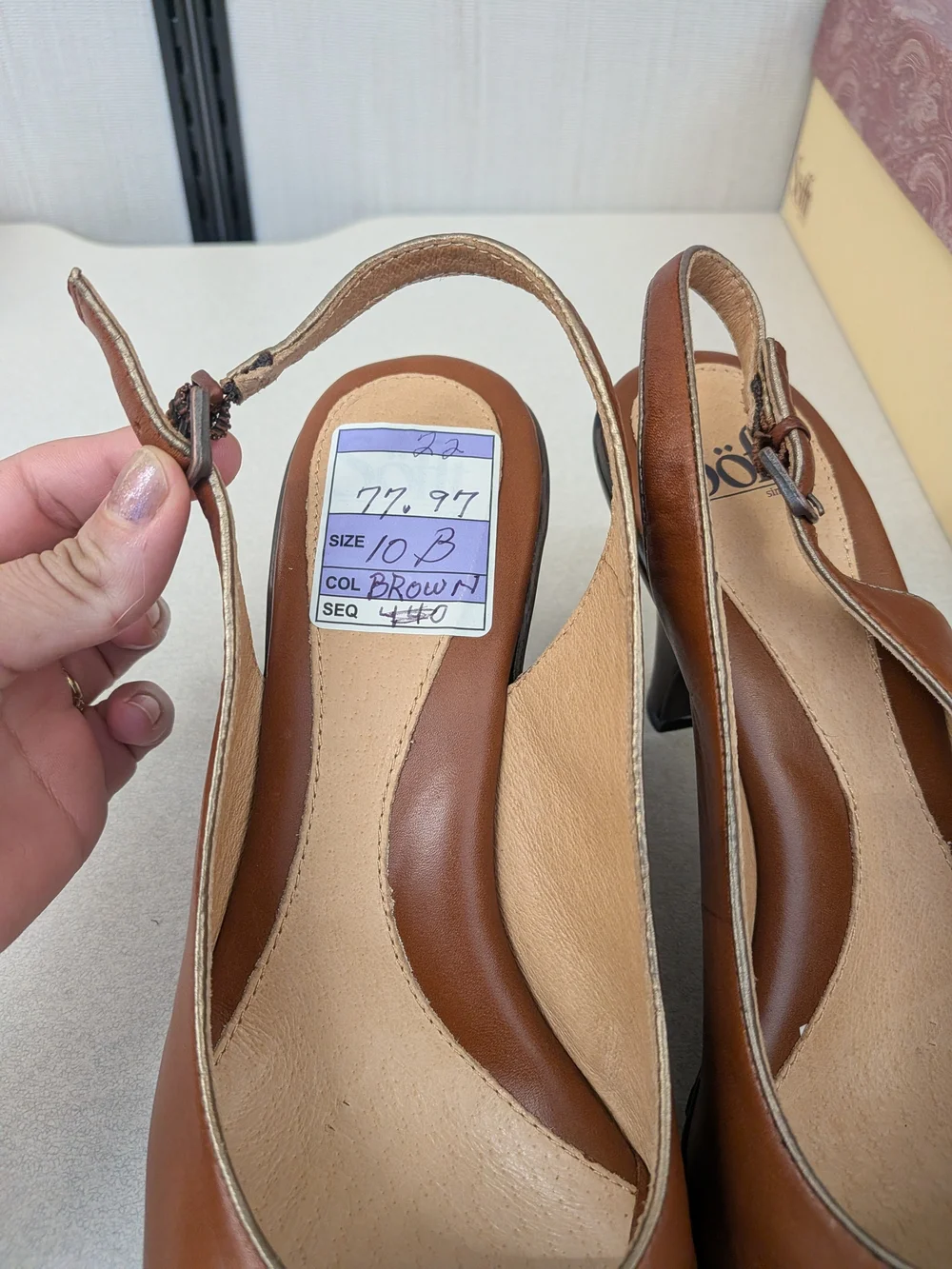 Sofft Women’s Brown Leather Peep-Toe Slingback Heels. Size 10.